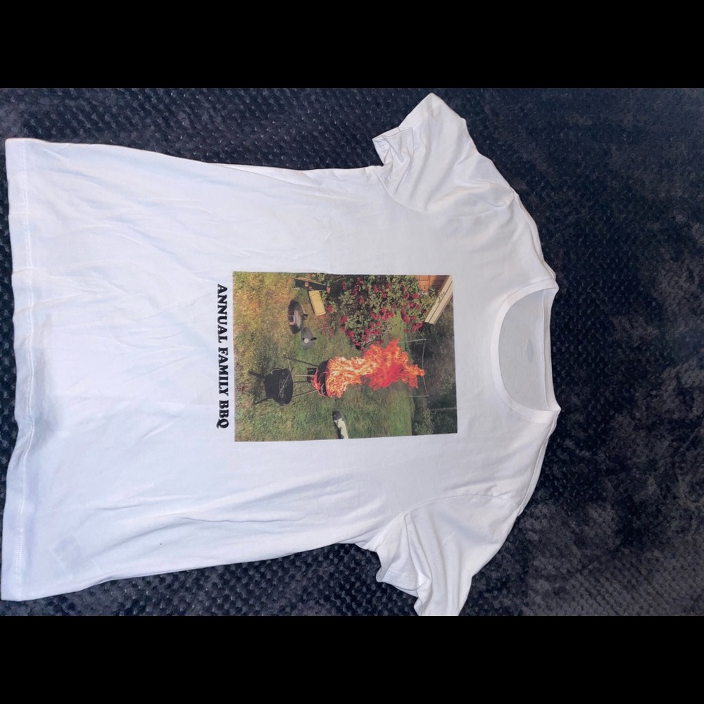 Old Navy Graphic Tee